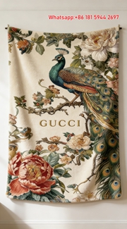 Gucci Peacock & Peony Tapestry Gucci Opulent Peacock Throw blankets IMG_2745